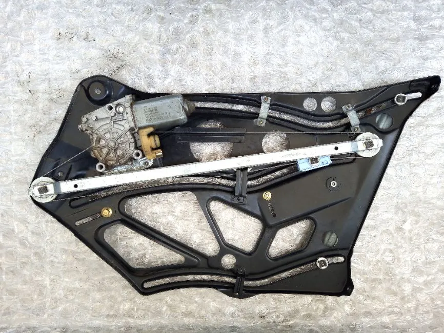 Mercedes C140 W140 Coupe Window Regulator Rear Right Image 1